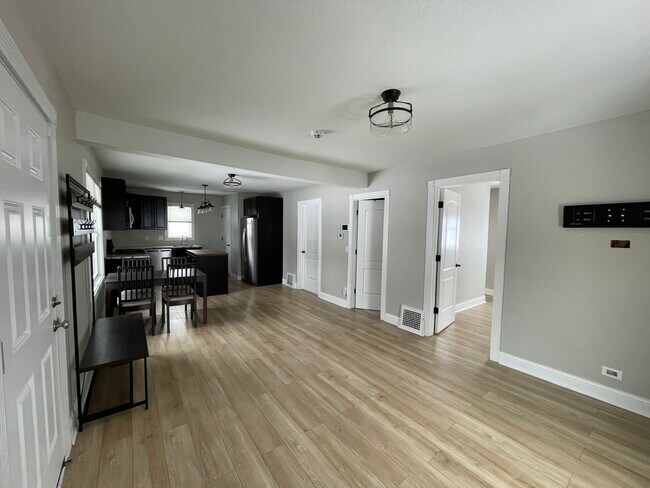 Foto del edificio - 2703 Center St