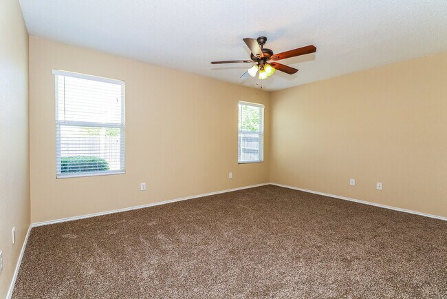 Building Photo - 8608 Serenity Way