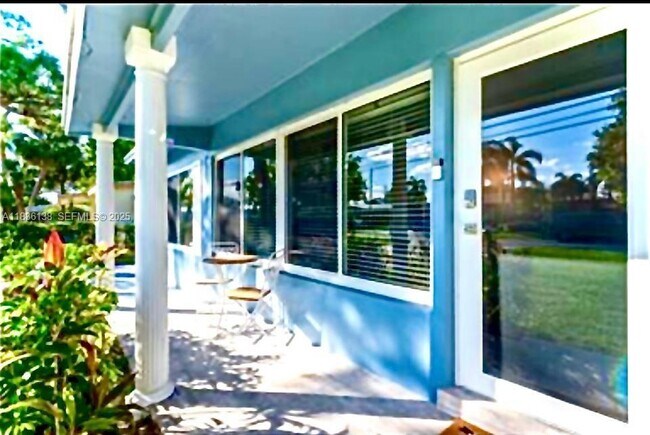 Foto del edificio - 2233 SE 13th St