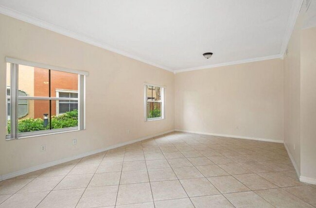 Foto del edificio - 5019 Neptune Ln