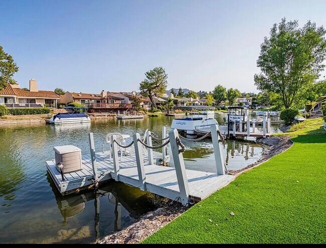 Foto del edificio - 2412 Windward Cir