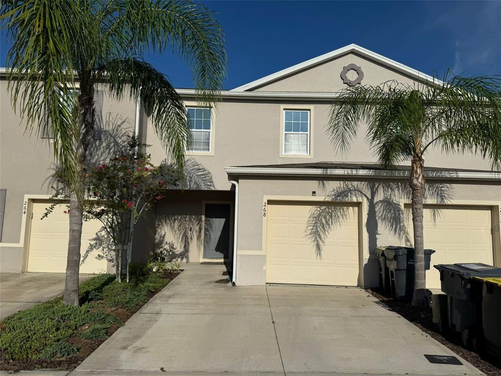 Foto principal - 268 Arbor Lakes Dr
