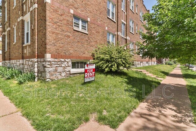 Foto del edificio - 3860 Bamberger Ave