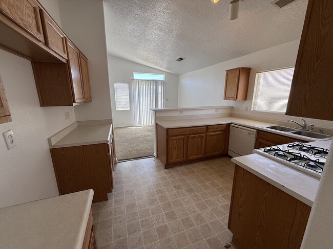 Foto del edificio - 9920 Marlborough Ave SW