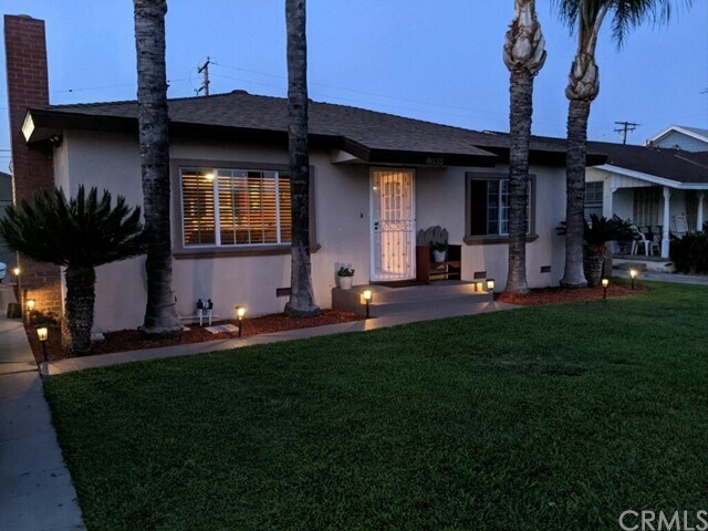 Foto principal - 8035 4th St