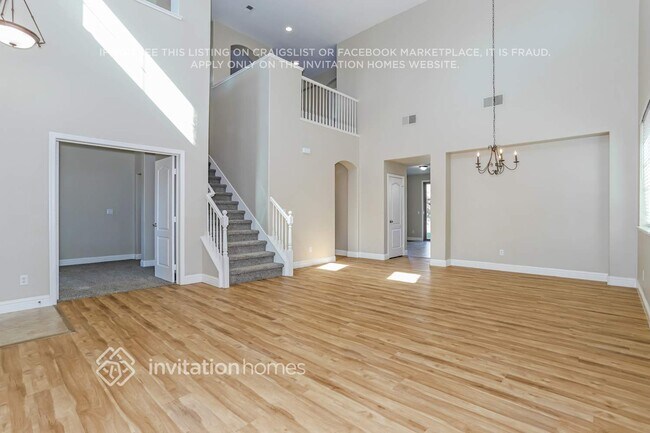 Foto del edificio - 5205 Blossom Ranch Dr