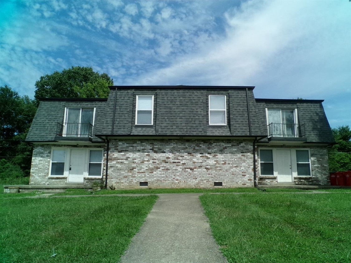 Primary Photo - 170 Briarwood Dr