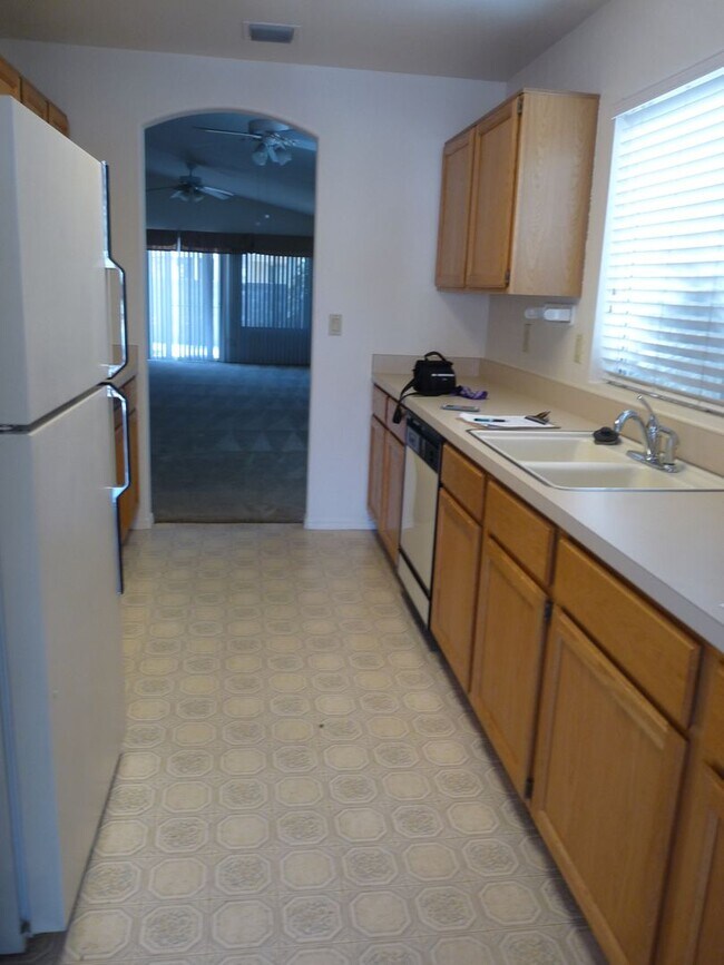 Foto del edificio - NW side home - won't last long!