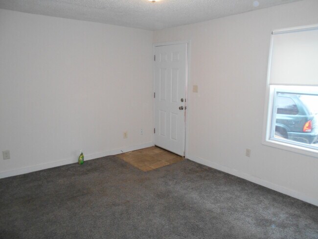 Foto del edificio - 3893 E Roseberry St