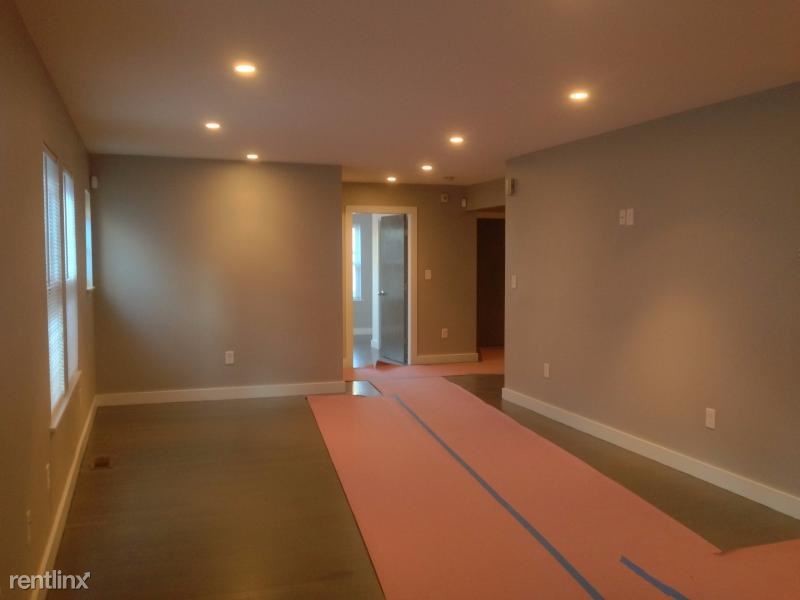 Foto principal - 52 W Walnut Park