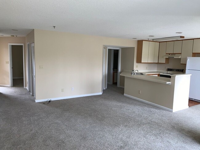 Building Photo - 1101 Possum Trot Rd