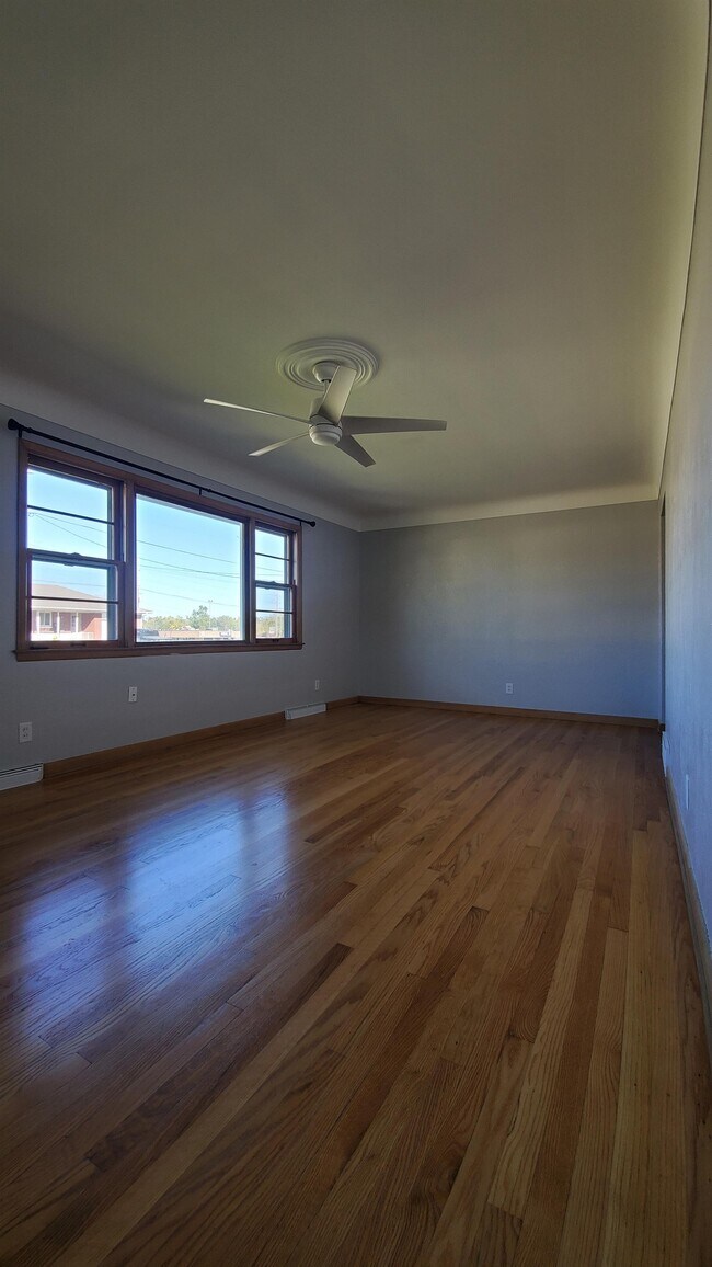 Foto del edificio - 3339 Henderson Ave SE