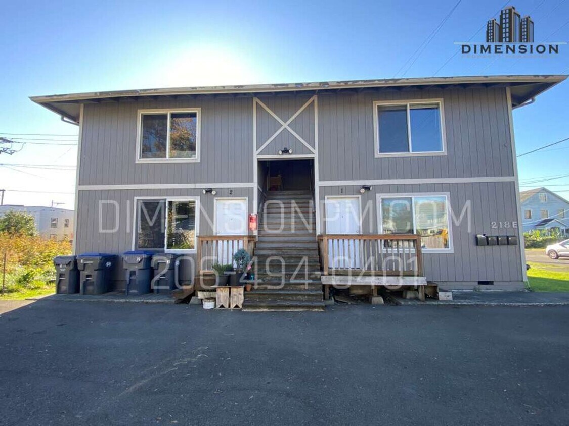 Foto principal - 218 N E St