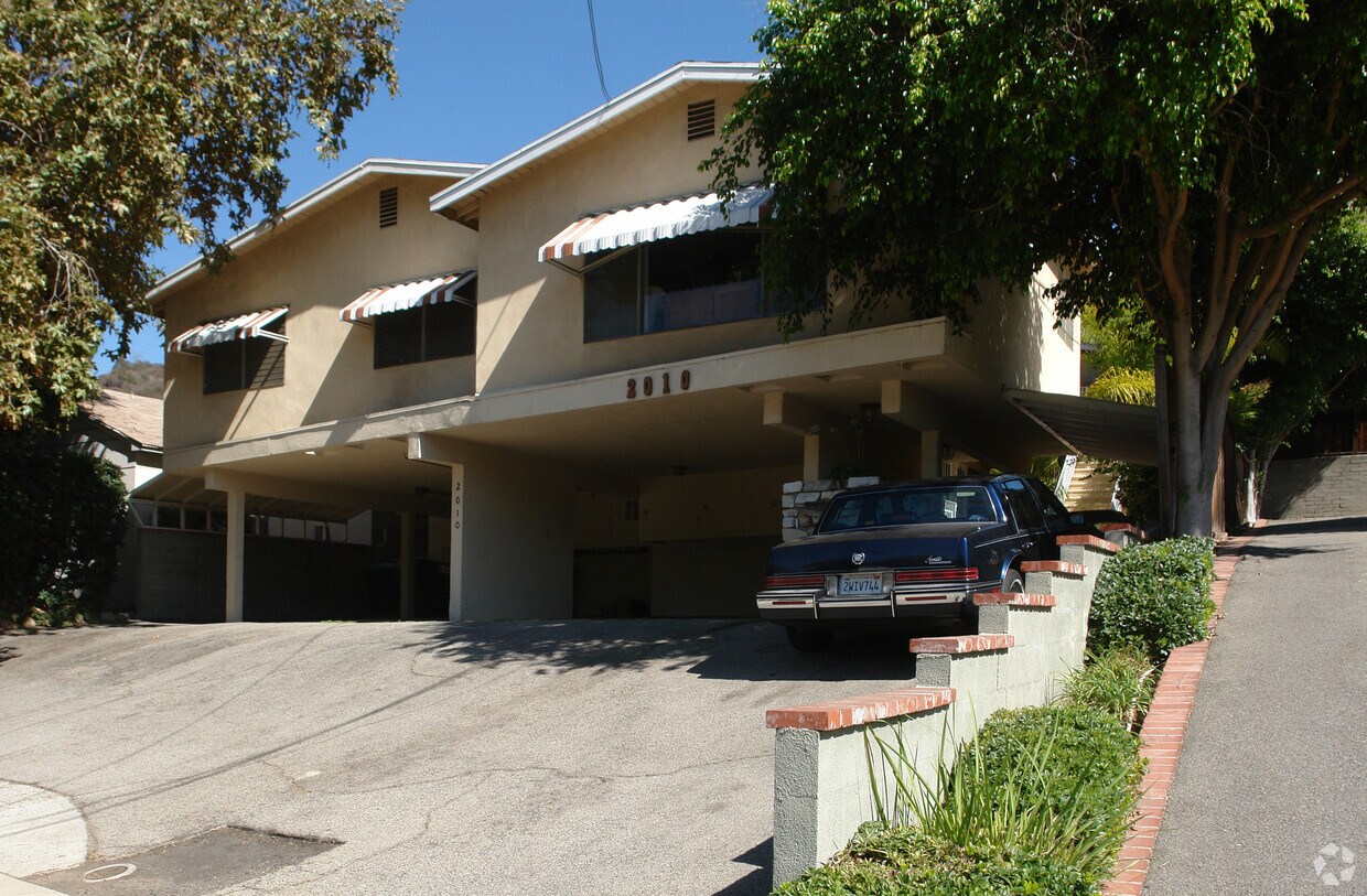 Foto del edificio - 2010 N Verdugo Rd