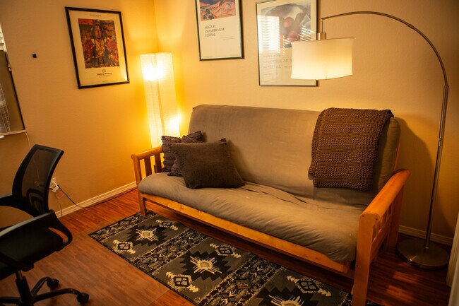 Foto del edificio - 6452 Bosque Meadows Pl NW