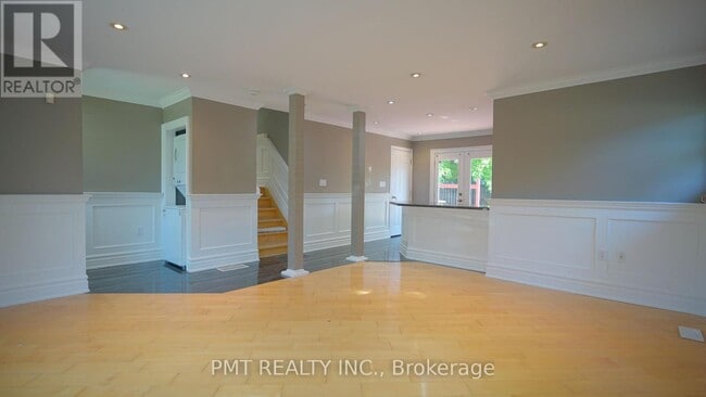 Building Photo - 7 Waterbury Dr