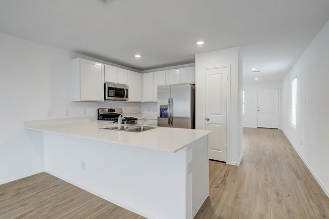 Building Photo - 9303 Sierra Pt Wy