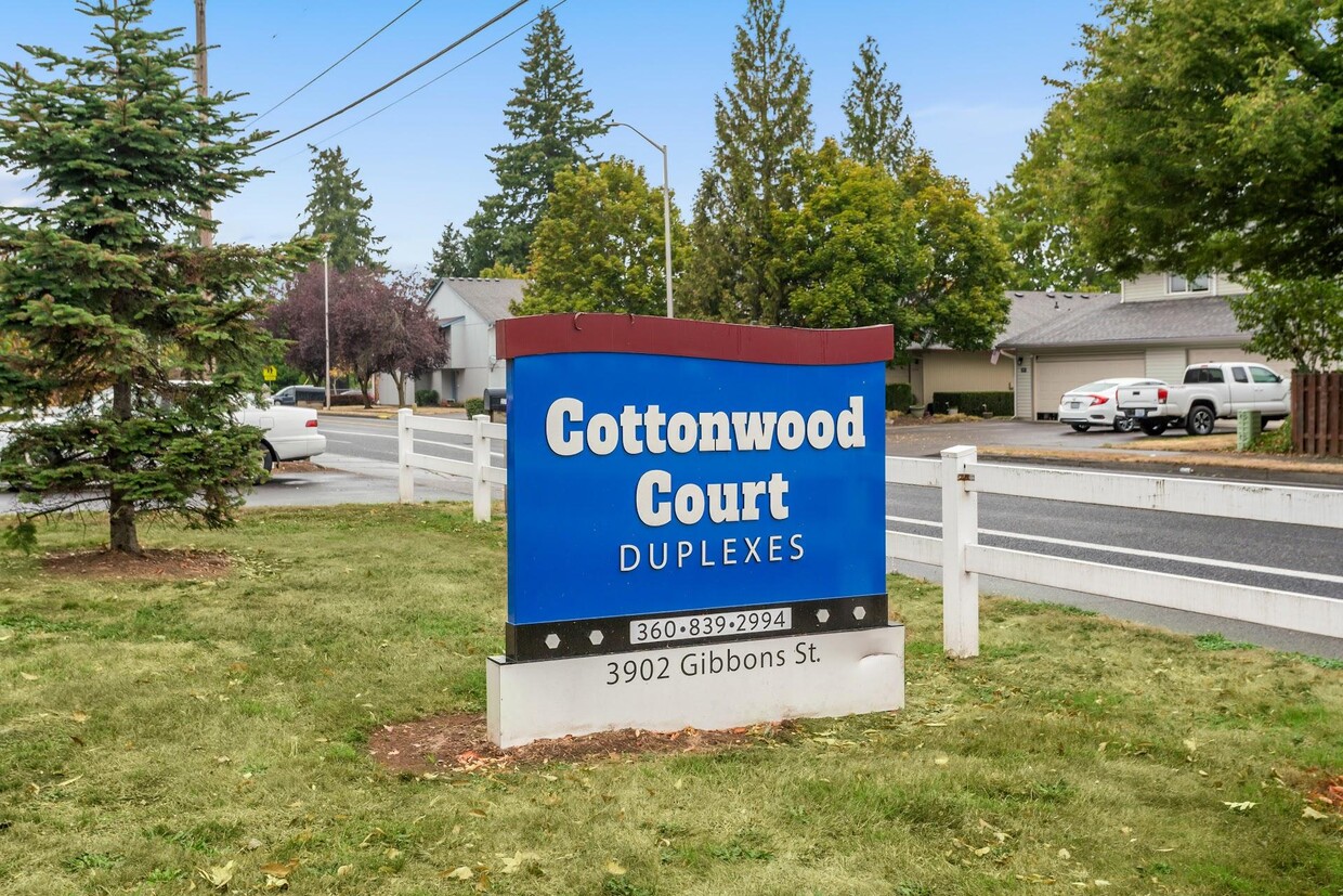 Foto principal - Cottonwood Court