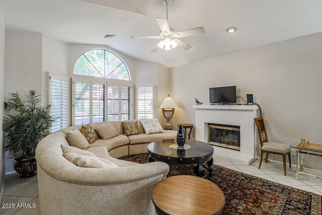 Building Photo - 15629 N 51st St