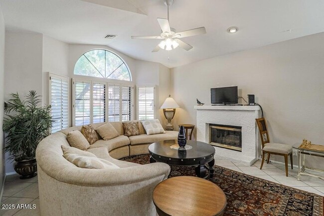 Foto del edificio - 15629 N 51st St