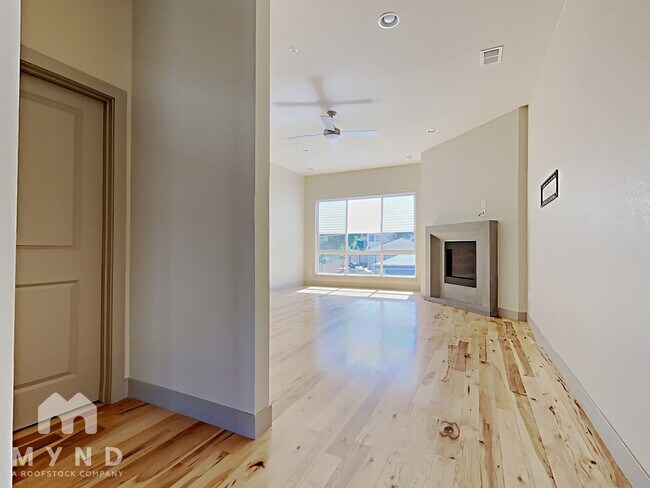 Foto del edificio - 1923 Hooker St