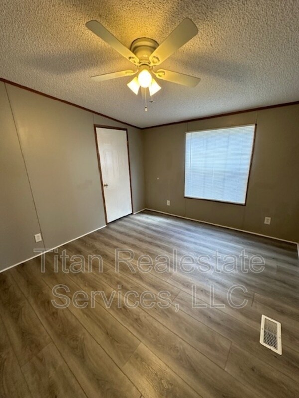 Foto del edificio - 108 Geralyn Dr