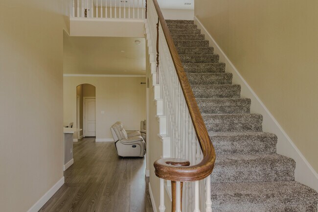 Foto del edificio - 1704 Orchard Ln