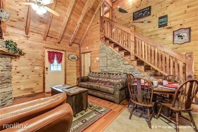 Building Photo - 2248 Cove Creek Dr
