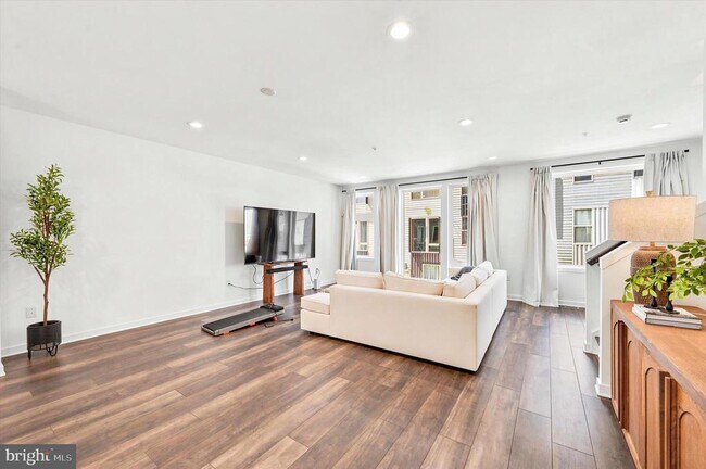 Foto del edificio - 3005 Birchview Walk