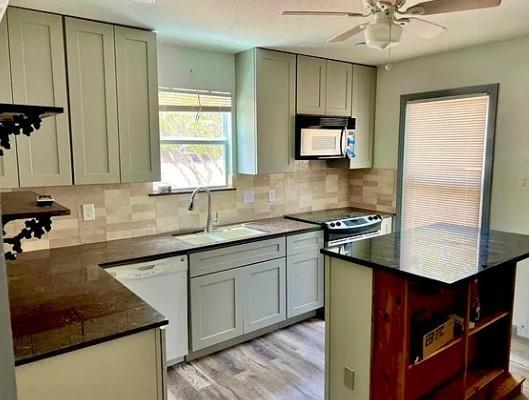 Building Photo - 1720 Grand Ave