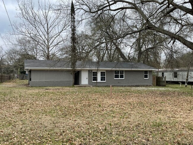 Building Photo - 4201 Lamar Ave