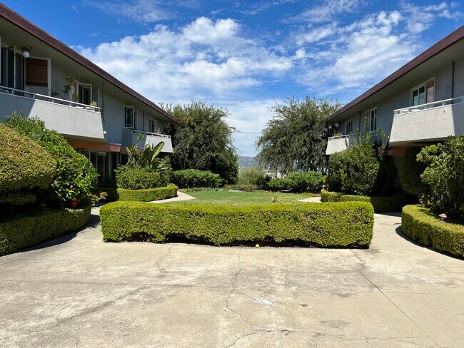 Foto del edificio - 1317 Lucile Ave