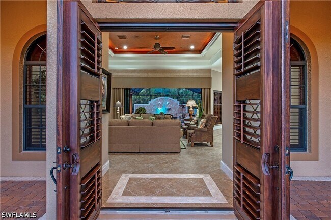 Building Photo - 967 Tivoli Dr