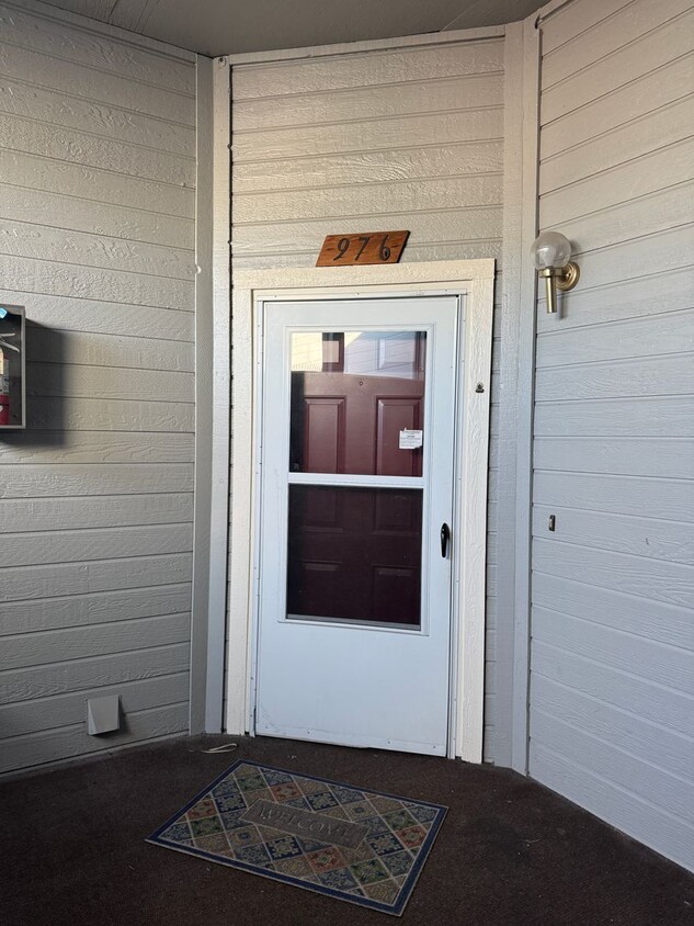 Adorable 2 Bedroom Condo w/Mountain Views! - Adorable 2 Bedroom Condo w/Mountain Views!