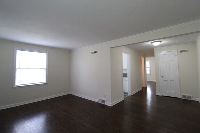 Foto del edificio - One Bedroom Duplex in North Kansas City