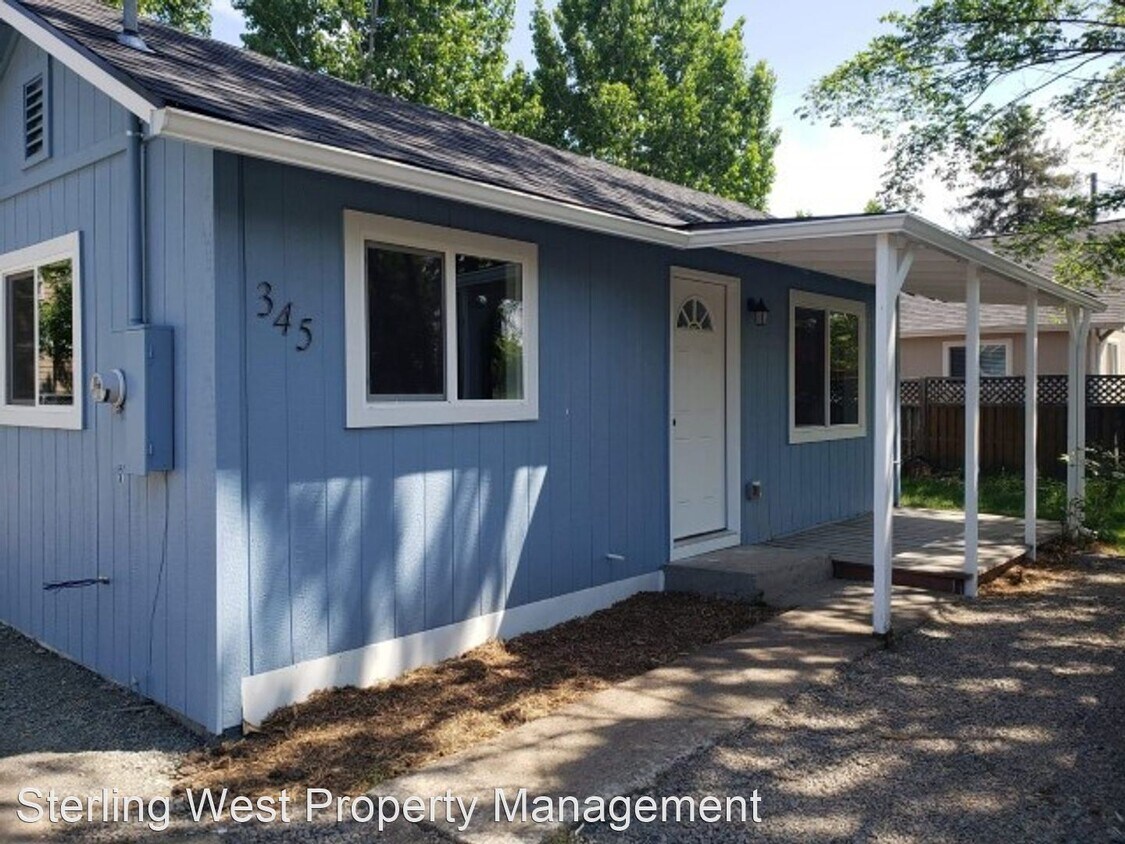 345345 Berrydale Ave, Medford, OR 97501 Room for Rent in Medford, OR