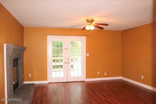Building Photo - 117 Greenford Pl