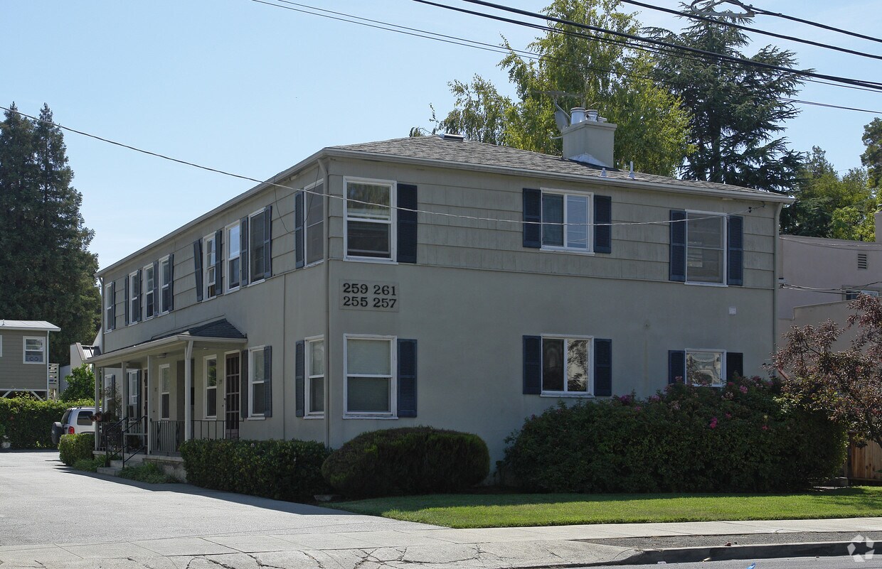Primary Photo - 255 Harrison Ave