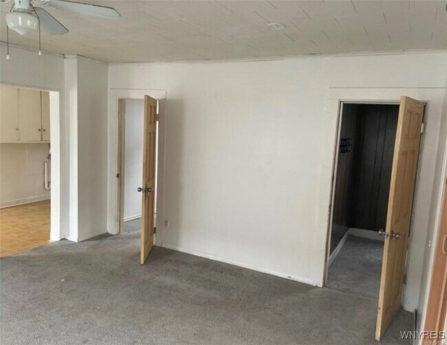 Foto del edificio - 226 Longnecker St