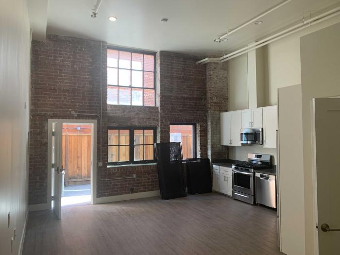 bedroom in Hayward CA 94541 Condo for Rent in Hayward, CA