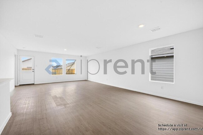 Building Photo - 6813 Haines Dr