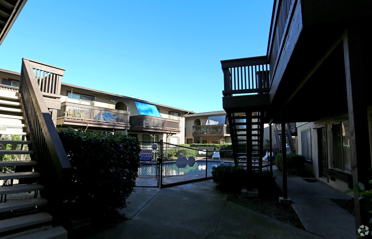 Foto del edificio - Crawford Apartments