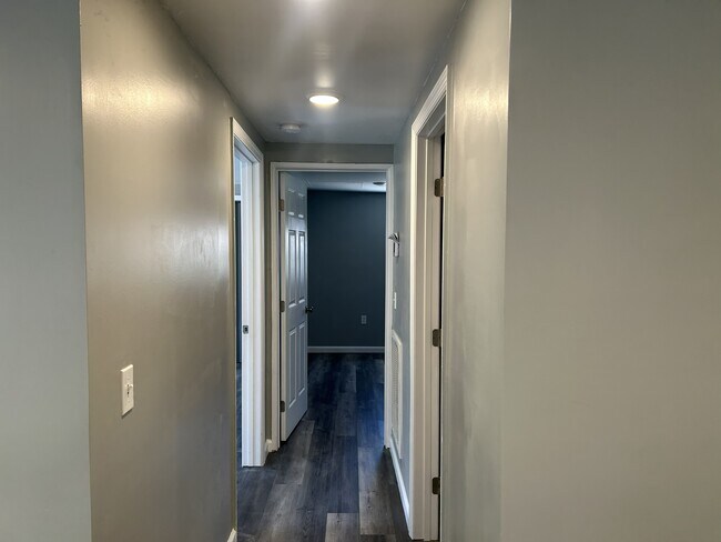 Foto del edificio - 113 Larry St