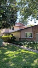 Building Photo - 1724 Fremont Ct