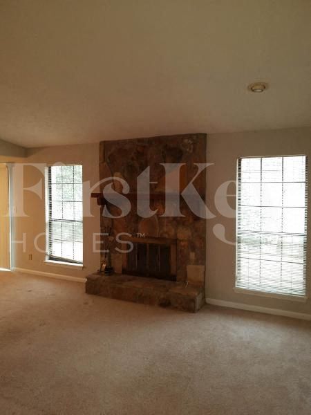 Foto del edificio - 3396 Deshong Dr SW