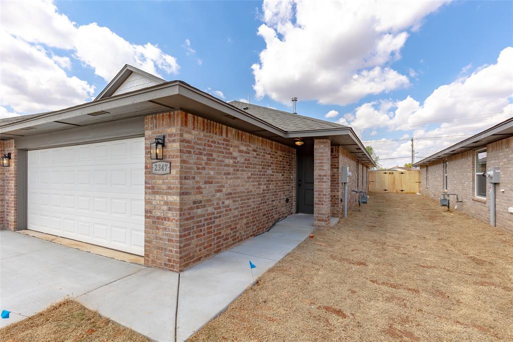 Foto principal - 2323 SW 90th Pl