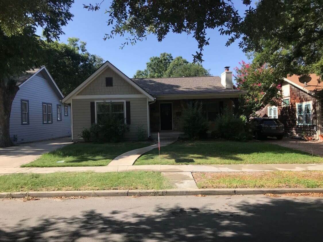 218 Corona Ave, San Antonio, TX 78209 House Rental in San Antonio, TX