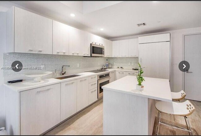 Foto del edificio - 55 SW 9th St