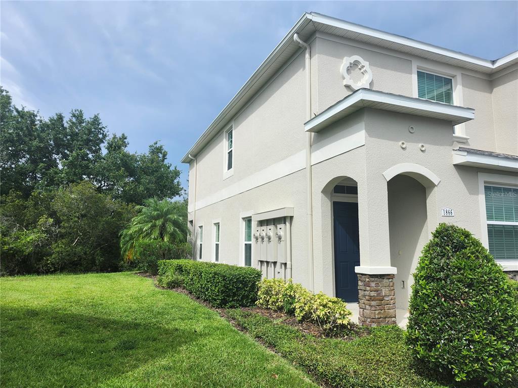 Foto principal - 1866 Greenwood Valley Dr