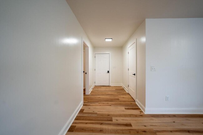 Foto del edificio - 1150 Lake City Hwy